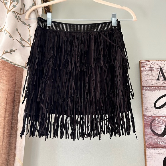 T28. POL Black Fringed Mini Skirt size S - Picture 2 of 3
